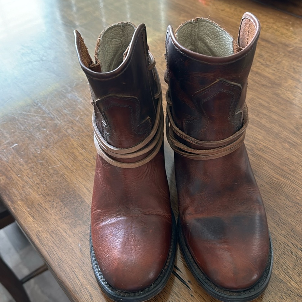 FreeBird boots